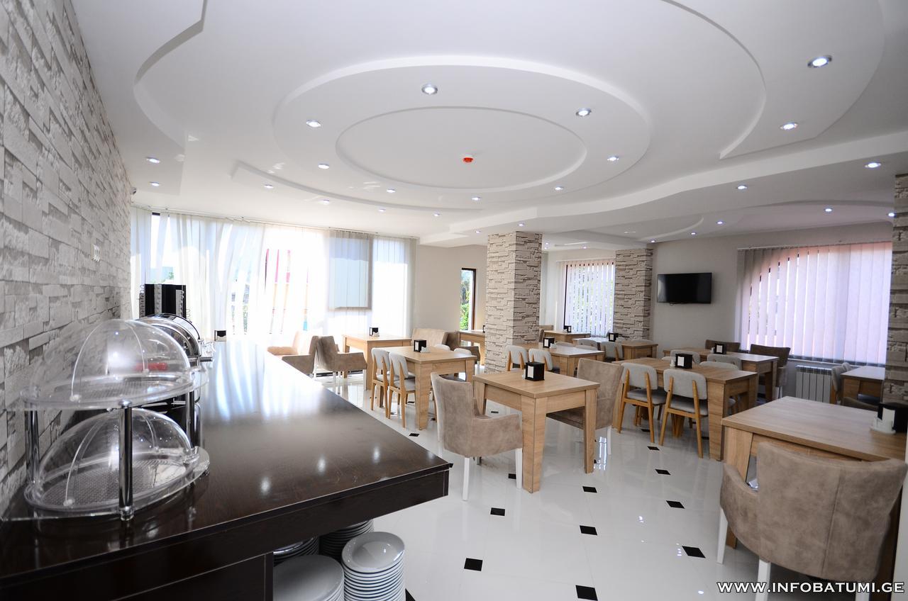 Dream Tower Hotel Batumi Eksteriør billede