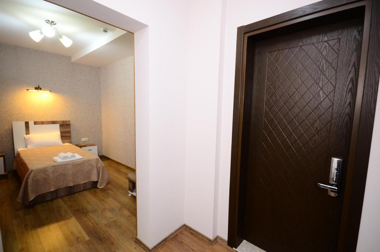 Dream Tower Hotel Batumi Eksteriør billede