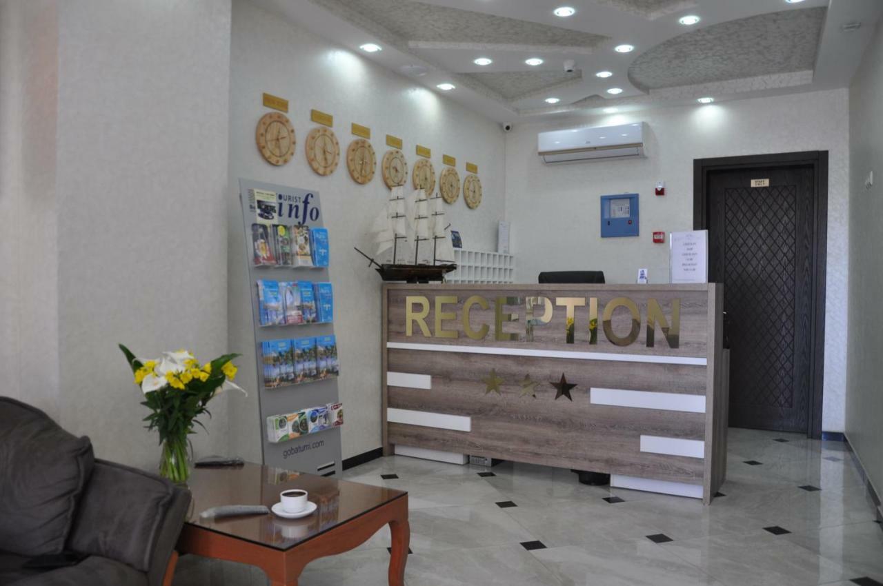 Dream Tower Hotel Batumi Eksteriør billede