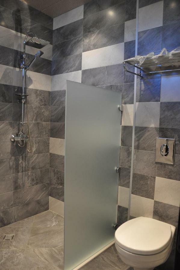 Dream Tower Hotel Batumi Eksteriør billede